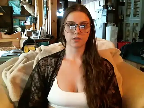 katie_kitten38's Live XXX Chat