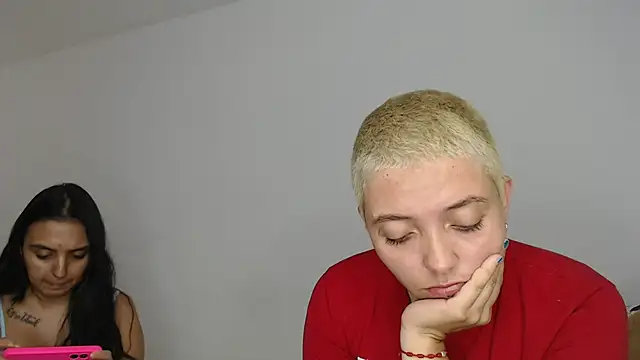 kathy_luisa Pertunjukan Webcam