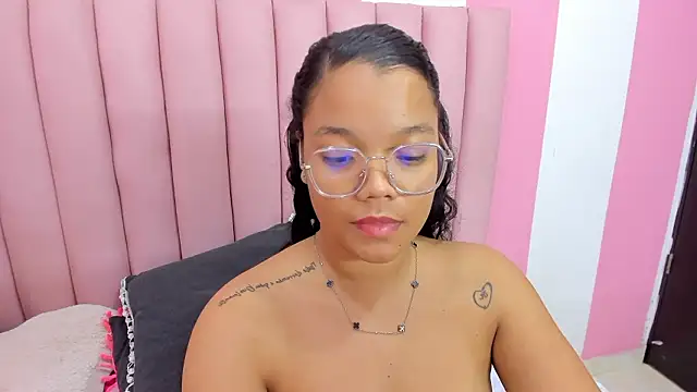 ISABELLA_020's Live XXX Chat