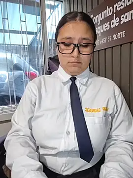 Cute_Penelope: απευθείας συνομιλία ΧΧΧ