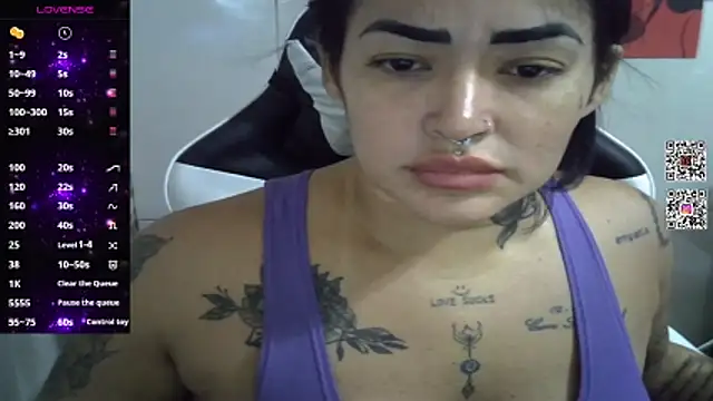 Živý XXX chat mayacademia