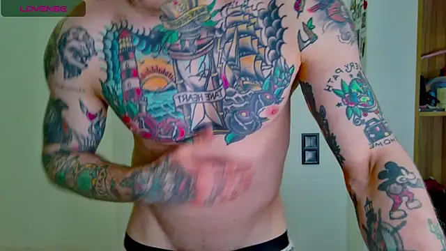 Show modela white_King9999 na web-kameri