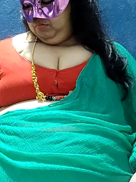 tamilthanushri's Live XXX Chat