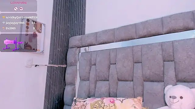 zulyjones: онлайн-секс-чат