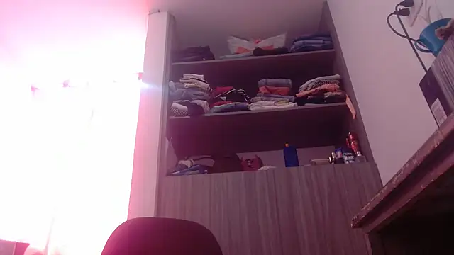 nicolle_milf1978 élő XXX-chatje