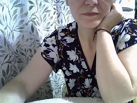 Chatroom XXX en direct de Krystal_82