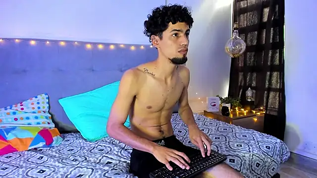 Онлайн чат XXX Chris_Angel_