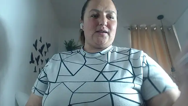 SweetRouse__ Chat XXX in diretta