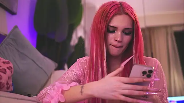 KatiaFinesse's Live XXX Chat