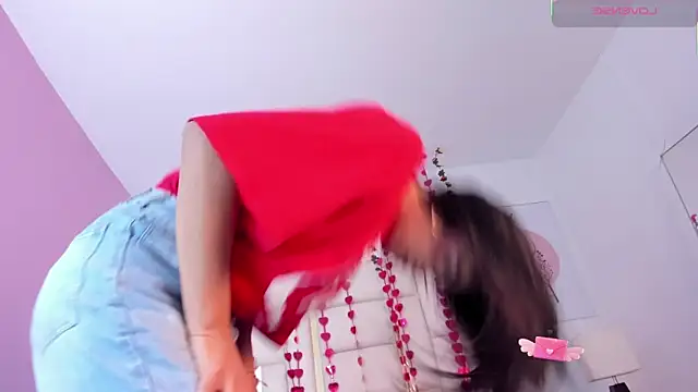 Онлайн чат XXX Silvanna-Casstro