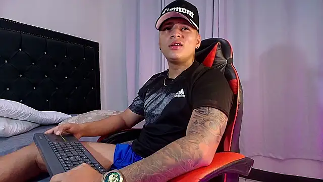 DalasNovoa webcam show