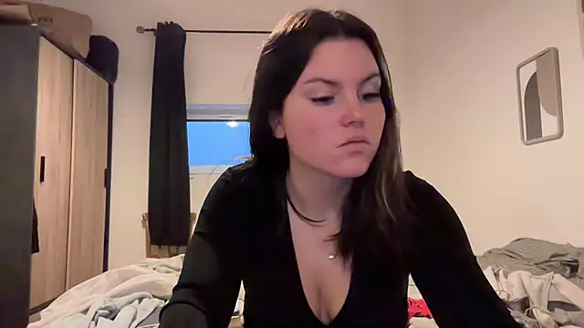 kiaraaaa75's Webcam Show