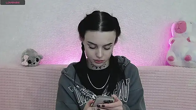 TeaAlenn Live XXX chat