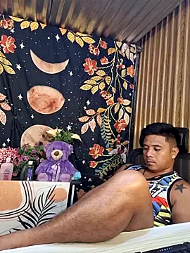 Chat XXX en directo de Felix_Asher