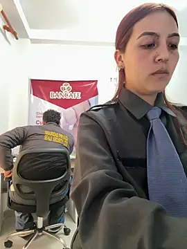 Emily-7_ Chat XXX in diretta