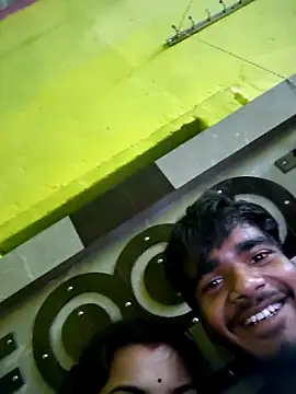 cutee_bhabhi12's Webcam Show