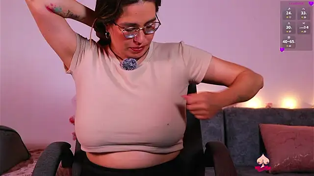 kathieandpovcock1's Live XXX Chat