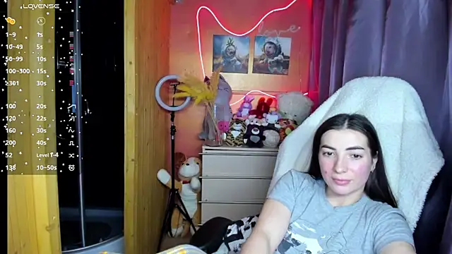 Chat XXX Live Fiery_Brunette_