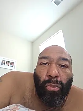 Chat XXX en directo de Bearhoney843