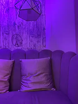 AbyThompson 即時 XXX 聊天