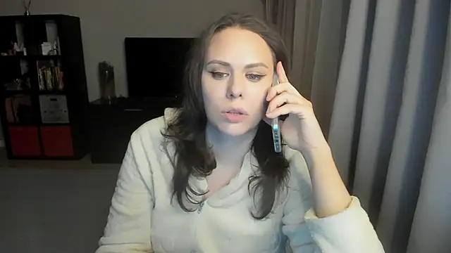 MollyCheizn Webbikameraesitys