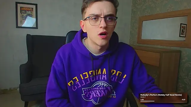 FelixStarkk's Live XXX Chat