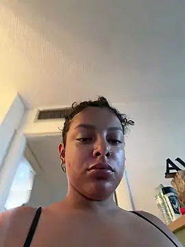 allybluee777's Live XXX Chat