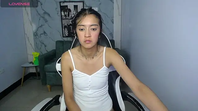 Dahyan_ch's Live XXX Chat