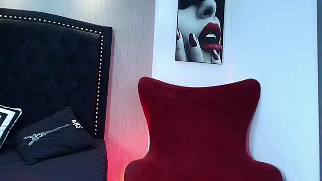 Luna_Lov_Titan 라이브 XXX 채팅