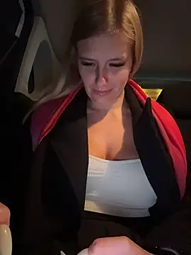 Betsy's Live XXX Chat