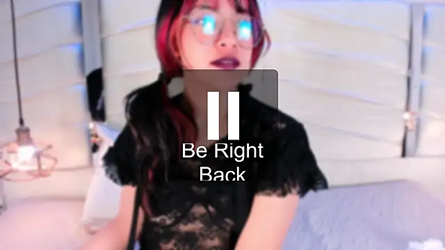 XXX chat uživo modela Coralith