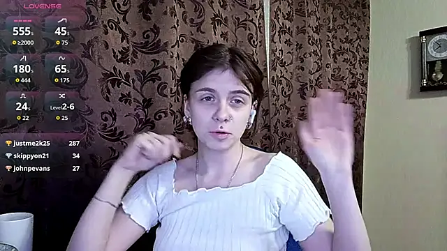 IleanaPishko: απευθείας συνομιλία ΧΧΧ