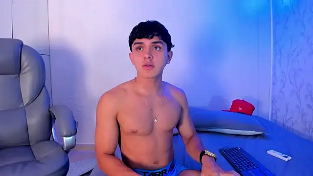 دردشة _TaylorBlack الجنسية المباشرة