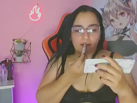 Chat +18 de AGATHA_05 ao vivo