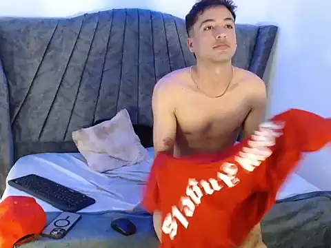 Chris_Tempt's Live XXX Chat