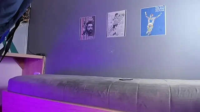 Lucio_Dewey's Live XXX Chat