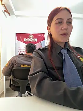 Emily-7_ Chat XXX in diretta