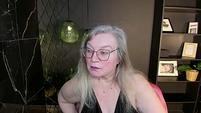 NataliMellow's Live XXX Chat