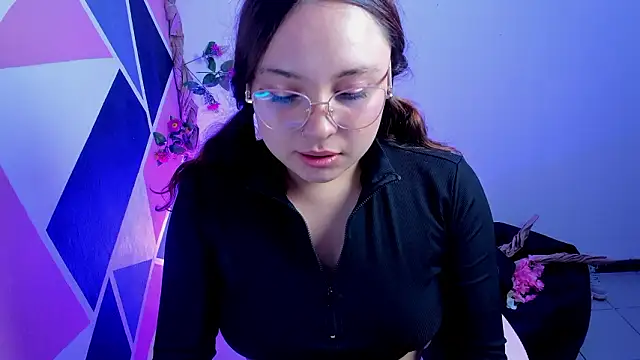 little_emma0 Chat XXX live