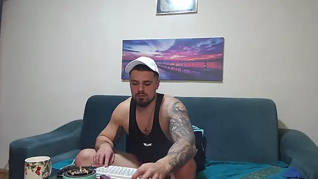 Tiberius_hunk's Live XXX Chat