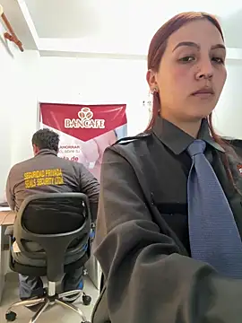 Emily-7_ Chat XXX in diretta