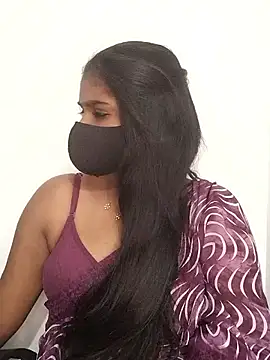 Chat +18 de Tamil_Azhaghi ao vivo