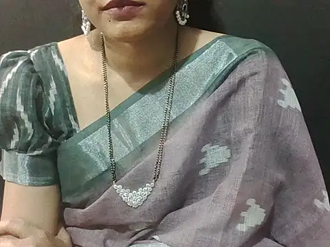 Chatroom XXX en direct de Thilothama_Vaishu