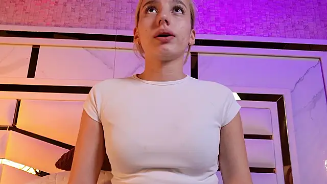 دردشة ambar_rosse25 الجنسية المباشرة