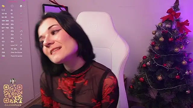 Lucy_Kitten – Kamerová šou