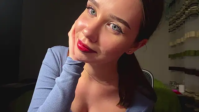 Chatroom XXX en direct de MiaClarky