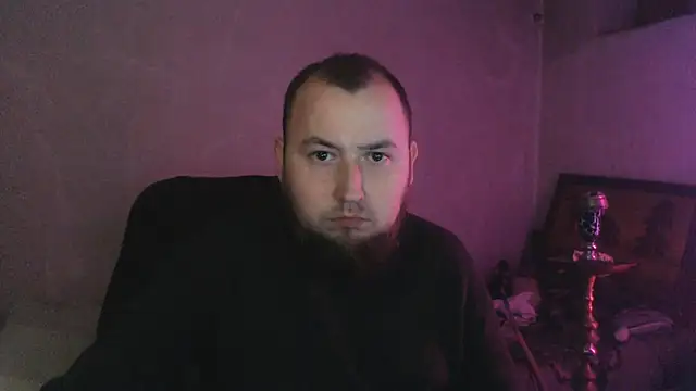 XXX chat uživo modela BIG-COCK-OMG