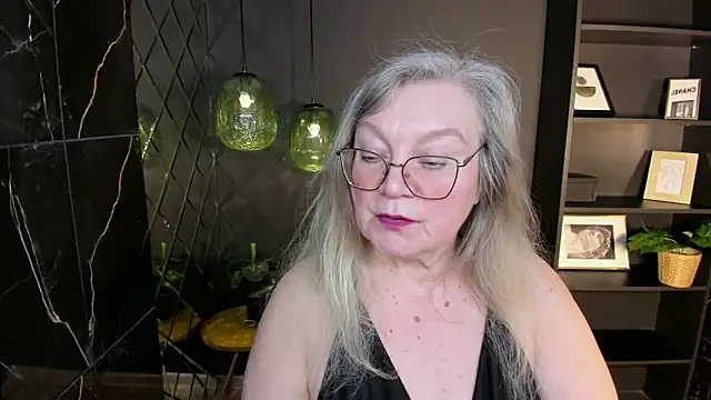 Chatroom XXX en direct de NataliMellow