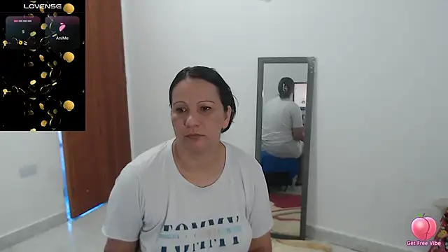 Chatroom XXX en direct de Laura_fox1