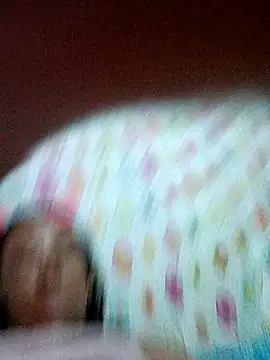 sarayulith 即時 XXX 聊天